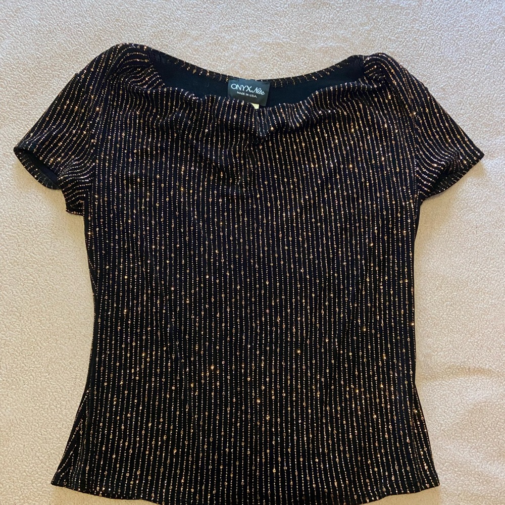 🖤✨ black and gold top ✨🖤